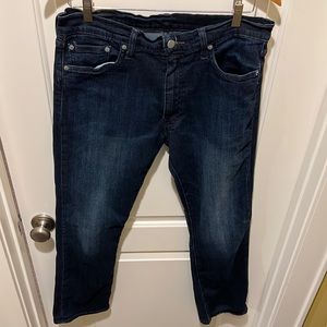 Levi’s 513 (slim straight) 33x32 dark wash stretch jean